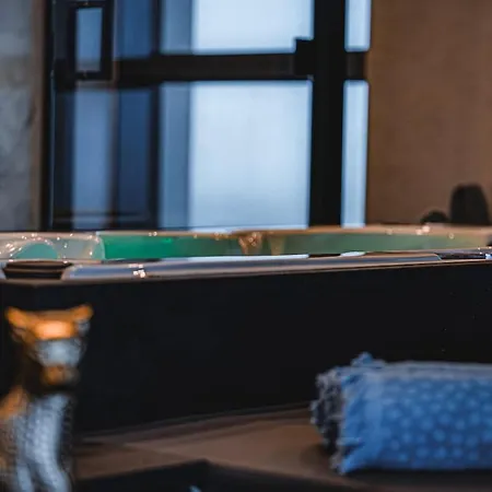 דירה 2401 At Mercury By Aura