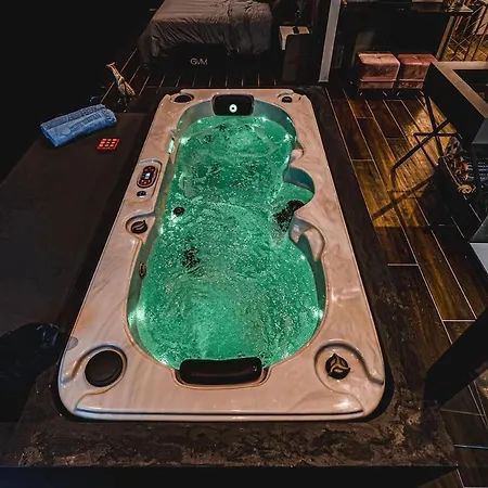 2401 At Mercury By Aura דירה *