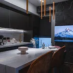 2401 At Mercury By Aura *