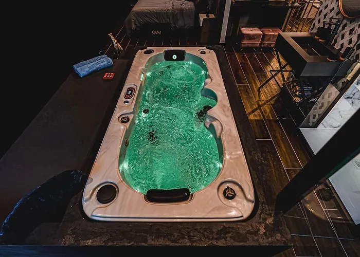 2401 At Mercury By Aura דירה *